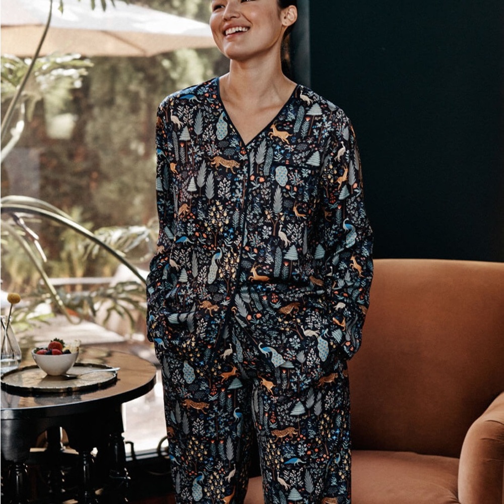 Summersalt The Cloud 9 Silky Pajama Set Jungle Pattern | Women’s Size M